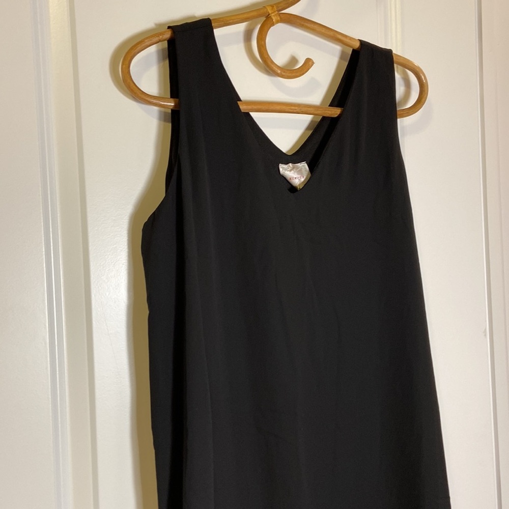 Nymphe / Anthropologie black vneck tank chiffon dress - Picture 3 of 8